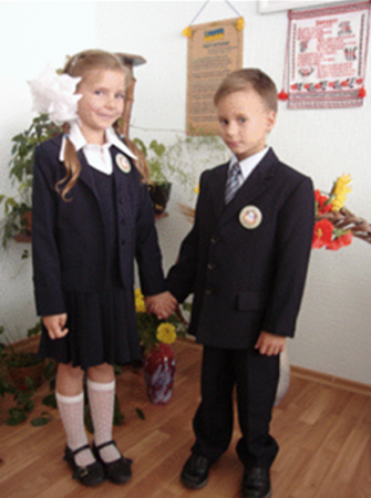 Зразки шкільної форми для учнів Володимирецького районного колегіуму