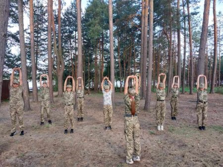 Навчальні тренування учнів військово-спортивного профілю
