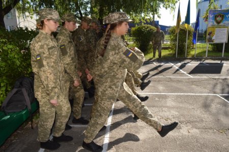 Перше практичне заняття учнів військово-спортивного профілю