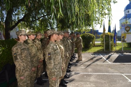 Перше практичне заняття учнів військово-спортивного профілю