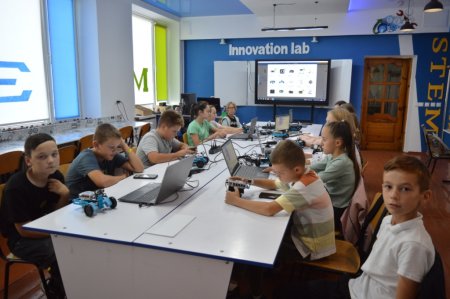 РОБОТОТЕХНІКА ЯК ОДИН ІЗ НАПРЯМКІВ STEM-ОСВІТИ