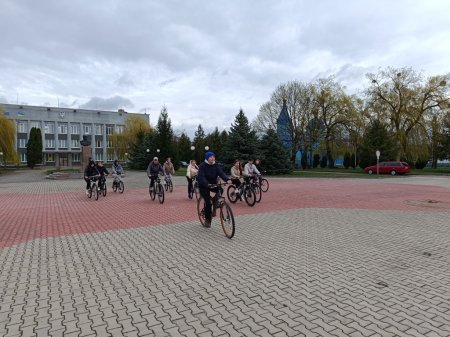 Велопробіг учнів 10-В та 7-Б класів