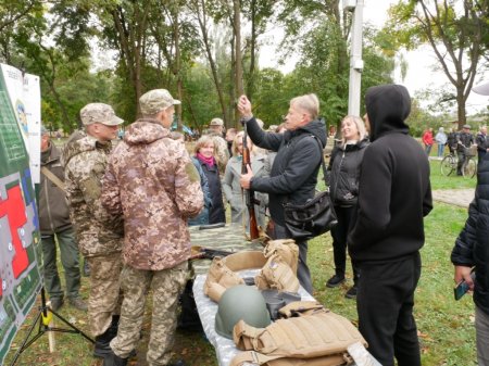  Заходи до Дня захисників та захисниць України 