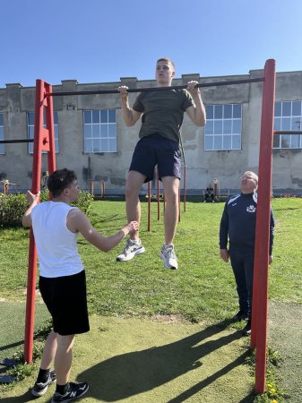 Спортсмени «Колегіуму» представляють район на обласній спортакіаді  серед допризивної молоді