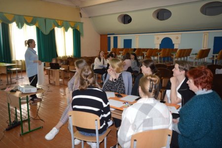 "Від ідеї до реальних змін": Тренінги з експерткою з питань управління освітою та  стратегічного планування!