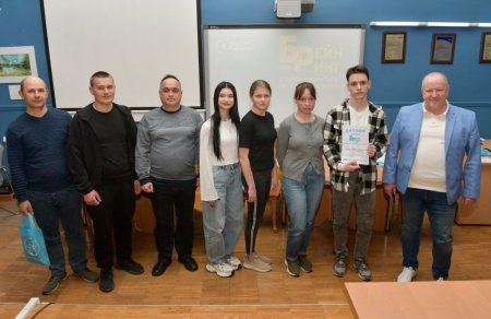 Команда ліцею "Колегіум" – срібні призери брейн-рингу РАЕС!
