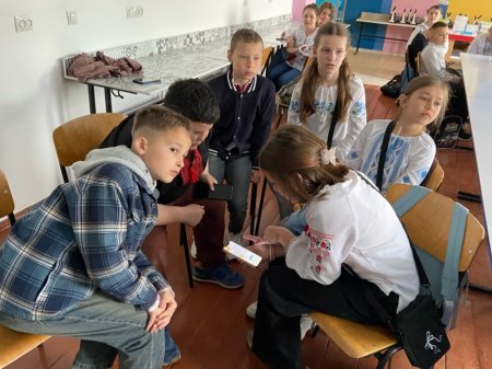 П'ятикласники ліцею успішно взяли участь в онлайн-турнірі з безпеки!