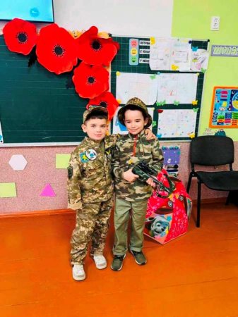 "Десять днів щастя:  відлік до канікул!"
