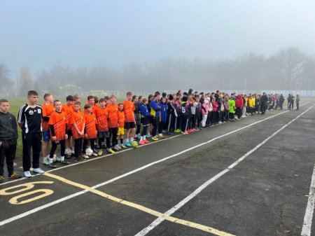 Футбольні змагання «Пліч-о-пліч»