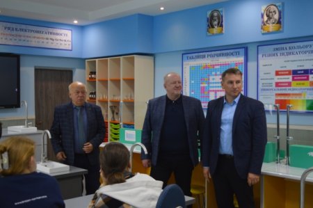 Представники Рівненської АЕС відвідали Володимирецький ліцей