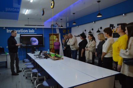 Професійний візит та практикум для вчителів технологічної освітньої галузі у Володимирецькому ліцеї «Колегіум»