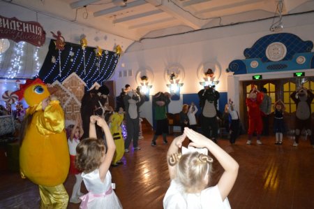 Святкове диво Миколая для учнів 1-х класів