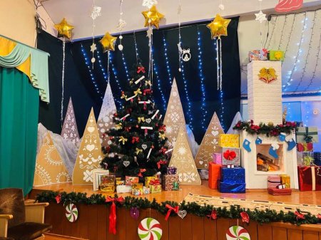 Святкове диво Миколая для учнів 1-х класів