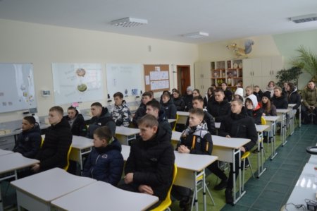 Профорієнтаційні зустрічі з дев’ятикласниками Володимирецької громади