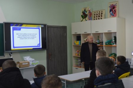 Профорієнтаційні зустрічі з дев’ятикласниками Володимирецької громади