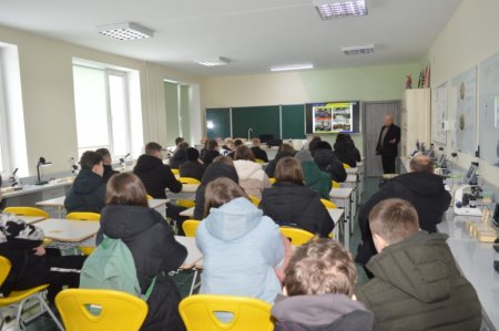 Профорієнтаційні зустрічі з дев’ятикласниками Володимирецької громади