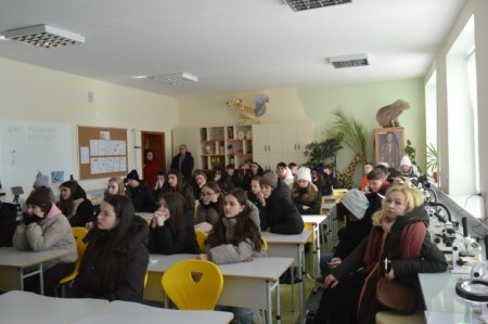 ПРОФОРІЄНТАЦІЙНА ЗУСТРІЧ З ДЕВ’ЯТИКЛАСНИКАМИ ВОЛОДИМИРЕЦЬКОЇ ГРОМАДИ