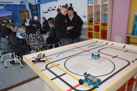   ПРОФОРІЄНТАЦІЙНА ЗУСТРІЧ З ДЕВ’ЯТИКЛАСНИКАМИ ВОЛОДИМИРЕЦЬКОЇ ГРОМАДИ