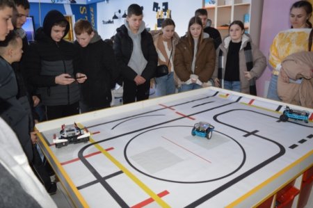 ПРОФОРІЄНТАЦІЙНА ЗУСТРІЧ З ДЕВ’ЯТИКЛАСНИКАМИ ВОЛОДИМИРЕЦЬКОЇ ГРОМАДИ