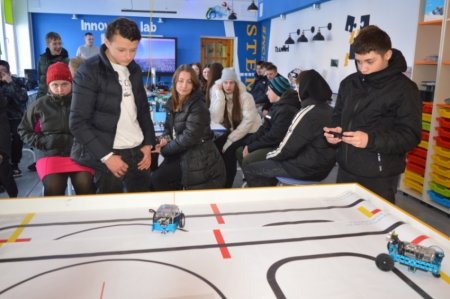 ПРОФОРІЄНТАЦІЙНА ЗУСТРІЧ З ДЕВ’ЯТИКЛАСНИКАМИ ВОЛОДИМИРЕЦЬКОЇ ГРОМАДИ