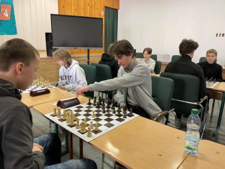 ІІІ етап всеукраїнської шкільної ліги «Пліч-о-пліч» з шахів
