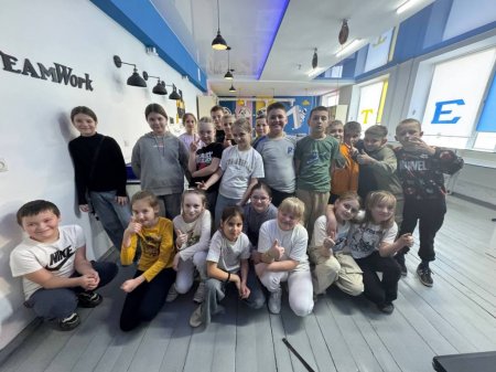 Захоплива подорож до STEM-лабораторії!