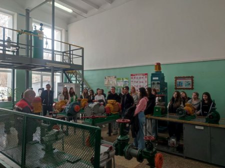 «ЯДЕРНА ШКОЛА РАЕС»: ВАЖЛИВИЙ ЕТАП ПРОФОРІЄНТАЦІЇ ЛІЦЕЇСТІВ