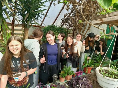 Теплиця ліцею — простір досліджень і натхнення