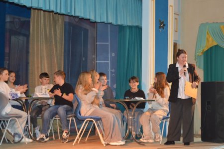 інтелектуально-розважальна гра «Найрозумніший»