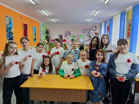 У ліцеї вшанували День пам’яті та перемоги над нацизмом у Другій світовій війні 1939–1945 років