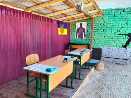 Відкриття вуличного стрілецького тиру