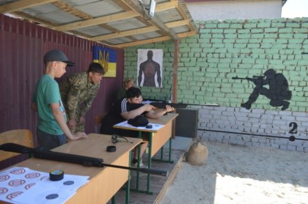 Відкриття вуличного стрілецького тиру