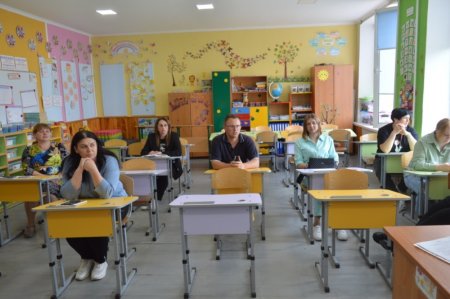 Психолого-педагогічний супровід: у ліцеї відбулося планове засідання Команди супроводу