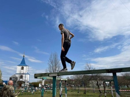 підсумкові тренінгові заняття в осередку з вивчення предмета "Захист України"