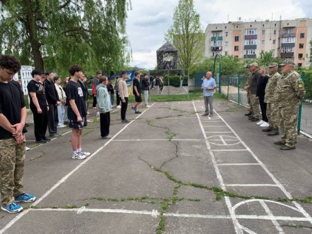 підсумкові тренінгові заняття в осередку з вивчення предмета "Захист України"