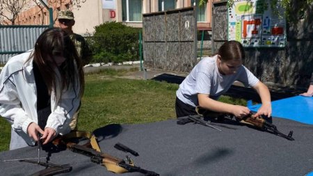 підсумкові тренінгові заняття в осередку з вивчення предмета "Захист України"