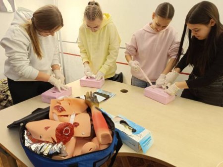 підсумкові тренінгові заняття в осередку з вивчення предмета "Захист України"