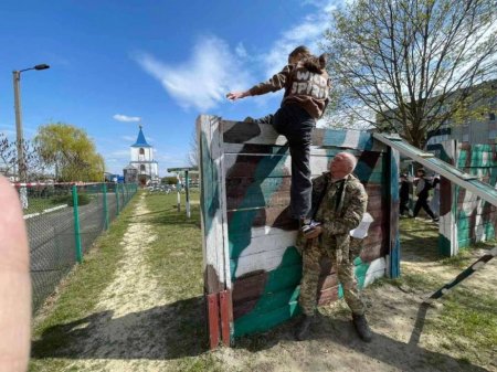підсумкові тренінгові заняття в осередку з вивчення предмета "Захист України"