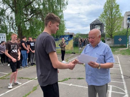 підсумкові тренінгові заняття в осередку з вивчення предмета "Захист України"