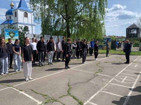 підсумкові тренінгові заняття в осередку з вивчення предмета "Захист України"