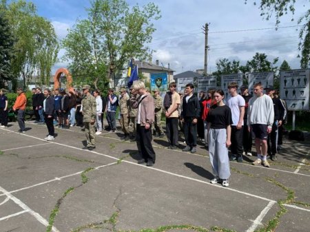 підсумкові тренінгові заняття в осередку з вивчення предмета "Захист України"