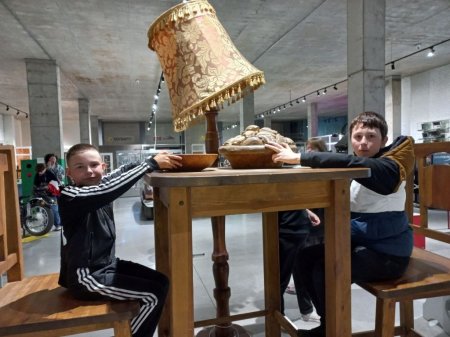 Подорож учнів 7 - В класу до Луцька