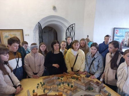 Подорож учнів 7 - В класу до Луцька