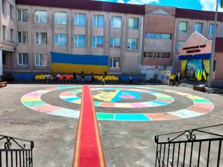 Історичний випуск–2026 у Володимирецькому ліцеї «Колегіум»!
