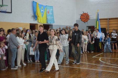 Новий навчальний рік розпочато! У Володимирецькому ліцеї «Колегіум» пролунав Перший дзвоник