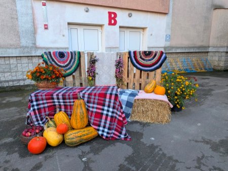Осінній настрій на подвір’ї ліцею