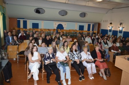 Світло мудрості та вдячності: у ліцеї відбулися урочистості до Дня працівників освіти