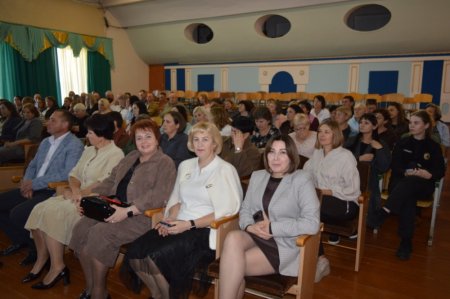 Світло мудрості та вдячності: у ліцеї відбулися урочистості до Дня працівників освіти