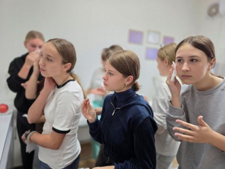 Екскурсія 8-В класу