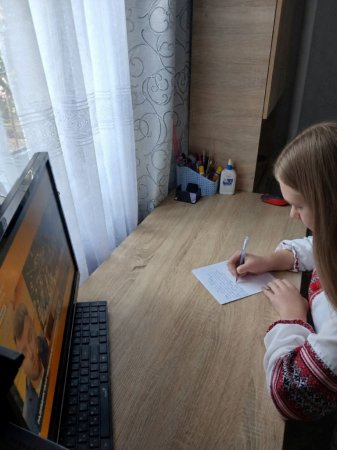 Єднаємося навколо рідного слова!